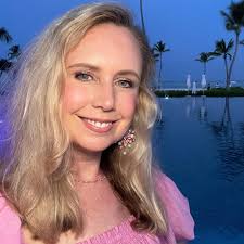 Cassandra S. Bernstein (@cassinnova) • Instagram photos and videos