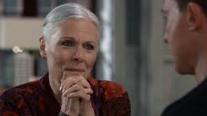 Beautiful tribute to Leslie/Monica today. She will be missed. I grew up  watching her. It's very sad to know there aren't many of that generation  left