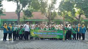 Rab adalah perhitungan rincian biaya yang diperlukan untuk setiap pekerjaan dalam proyek konstruksi, sehingga rencana anggaran biaya dibagi dalam 4 jenis jika dilihat berdasarkan pada proses perkembangan proyek dari mulai gagasan sampai proyek. Kantor Wilayah Kementerian Agama Provinsi Jawa Timur