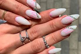 See more ideas about nails, nail designs, acrylic nails. 33 Breathtaking Designs For Almond Shaped Nails
