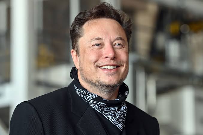 Elon Musk admits he has a secret Instagram account