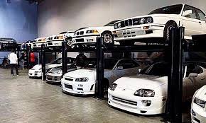 Paul walker is the new steve mcqueen of auto auctions on a much lesser scale of course in that his name carries a lot of clout when his vehicles cross the block. Paul Walkers Autosammlung Video Autozeitung De