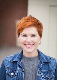 Beth Akers's Instagram, Twitter & Facebook