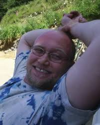 Han var ikke 'bare' læge. Han var speciallæge. Han var heller ikke 'bare'  en nørd. Han var en supernørd. Nu er lægen Mikkel Voss Kristensen død i en  alder af 46 år