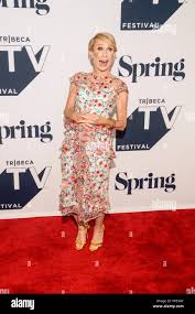 Barbara raymond hi-res stock photography and images