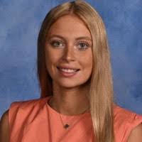 Carolyn Ressler's Instagram, Twitter & Facebook