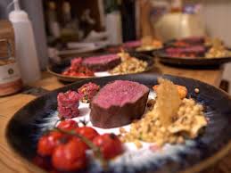 Green Island Irisches Weiderind Mit Fregola Sarda Artischoke Zitrone Und Tomate Rezept Rezept Das Perfekte Dinner Rezepte Lecker