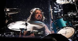 Best Drummers Of All Time 100 Legendary Musicians You Need To Know Dave Grohl Drummer Drums