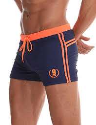 Sportifs et minimalistes, les boxers et autres slips de bain homme vilebrequin n'en incarnent pas moins toute la liberté, l'allégresse et l'allure de la marque. 30 Meilleur Test Maillot De Bain Homme En 2021 Apres Avoir Recherche Des Options