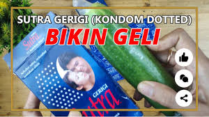 Kondom bertekstur memiliki beberapa jenis seperti bergaris, bergerigi dan berbintik. Unboxing Review Coba Sutra Gerigi Kondom Dotted Untuk Sensasi Maksimal Hubungan Suami Istri Youtube