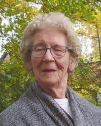 Fiche de Mme Gertrude Charron