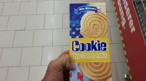 From subway, nick got chocolate chip, caramel fudge brownie, and white chocolate chip macadamia cookies. Mike Mitchell S Penny Cookie Typ Cheesecake Kalorien