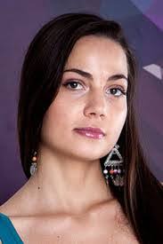 Lucy Kent's Instagram, Twitter & Facebook