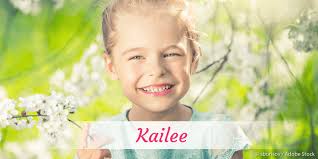 Kailee » Name mit Bedeutung, Herkunft, Beliebtheit & mehr
