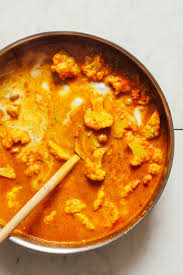 Thai Yellow Cauliflower Chickpea Curry Minimalist Baker Recipes Recipe Cauliflower Curry Cauliflower And Chickpea Curry Chickpea Curry