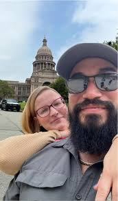 What does a 2019 or newer Chevrolet Silverado 1500/2500 look like with a 6"  lift and 33" tires