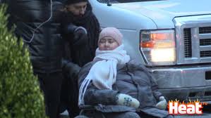 Отец певицы жанны фриске в эфире одной из российских передач рассказал о первых смертельная болезнь у любимицы публики развивалась с молниеносной скоростью. Kak Dmitrij Shepelev Pomogaet Zhanne Friske Borotsya S Boleznyu Foto