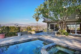 Private Pool House W Amazing Views Houses For Rent In Los Angeles Pool Pool House Pool Patio