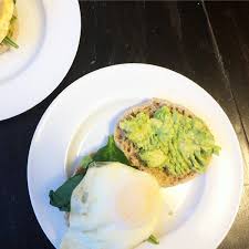 Avocado Spinach Egg English Muffin Sandwiches Recipe Avocado Recipes Healthy Breakfast English Muffins Sandwich