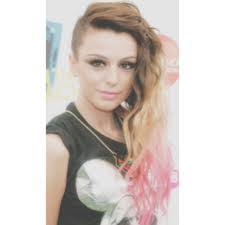 Kathlyn Scott's Instagram, Twitter & Facebook