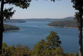 Today it offers a launch ramp with canoes, kayaks, pedal boats, and fishing boats for rent at the park. Beaver Lake Arkansas Recreation Gov