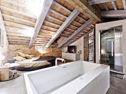 Un Sensuale Sottotetto Come Arredare In Stile Industrial Homify Camera Da Letto Nel Sottotetto Idee Arredamento Camera Da Letto Progetto Casa