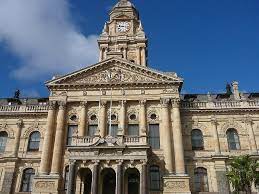 Cape town city hall is a large edwardian building in cape town city centre which was built in 1905. Cape Town City Hall Cape Town Pictures Geography Im Austria Forum