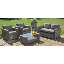 This modular set consists of 3 two seater curved sofas, 2 curved glass topped side tables and a circular glass topped coffee table. Maze Rattan Victoria 2 Seat Sofa Set