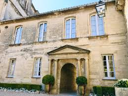 Mais aussi des expos et des animations. Uzes An Elegant Duchy In The South Of France Snippets Of Paris