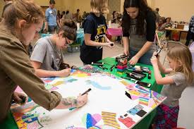 Simply give a drawing prompt from the lists above, and let one of the kids start drawing. 36 Collaborative Art Projects C R A F T