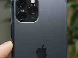 You should expect to pay more for it on contract than you would for its cheaper stablemate, the iphone 11. Iphone 11 Pro Max News Wirefly