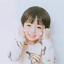 the baby who looks just as our kookie bebes coreanos criancas ulzzang criancas coreanas