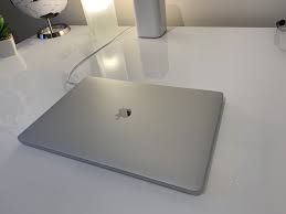 What is the difference between a macbook pro and a macbook air? Macbook Pro 16 Silver Vs Macrumors Forums