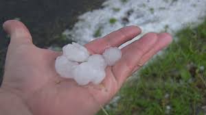 Rasen ist nicht nur gefährlich, sondern kann auch sehr teuer werden. Uberflutungen Und Hagel Ortlich Wieder Unwetterschaden Wetternews Wetteronline