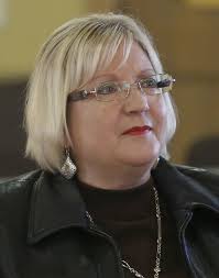 Cunningham seeks 4th term