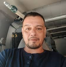 How does that work?!🤯 If you like puzzles, illusions and magic, I'm