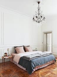 From the scroll iron balcony windows to the 19th century moulding on the wall, there's an undeniable vintage charm about parisian bedroom decor. 10 Tips To Create A Chic And Refined Parisian Bedroom