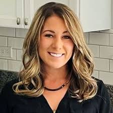 Tabatha Hansen's Instagram, Twitter & Facebook