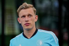 Feyenoord Rotterdam على X: "Happy to see you again. 🥰 [2/3] 🇳🇴 Fredrik  Aursnes 🇳🇴 Marcus Pedersen 🇸🇰 Róbert Bozeník #SeasonLoading 🔋  https://t.co/GxgE1n5fIW"