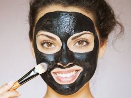 Peel Off Maske Richtig Auftragen Peeloffmask Blackheadscleansingmask In 2020 Skin Brightening Mask Skin Care Glowing Skin Face Mask