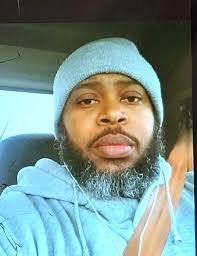 Marie Warfield's Instagram, Twitter & Facebook