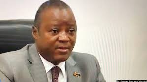 Filipe Nyusi exonera ministro da Defesa, Jaime Neto