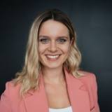 Allianz Versicherung Celine Ball