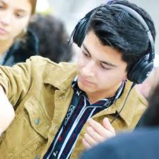 Sarah Hyndman // Multi-sensory design, talks & experiences — Type Tasting