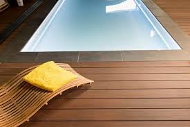 Realisations Terrasse En Bois Composite Plage De Piscine Silvadec