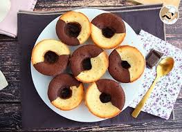 Moelleux Bi Gout Chocolat Vanille Et Cœur Chocolat Recette Ptitchef Recette Gateau Moelleux Chocolat Vanille Chocolat