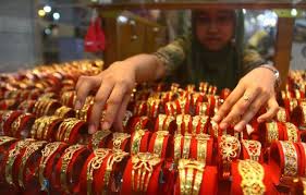 Harga emas public gold gap terus melonjak ke tahap tertinggi dalam sejarah pada rm219 per gram pada 8 januari 2020 atas faktor major yang sama. Harga Emas Di Pekalongan Stabil
