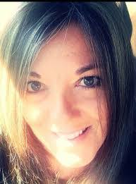 Denise Rowlett's Instagram, Twitter & Facebook