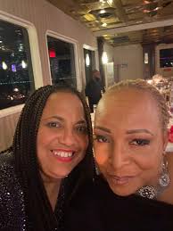 She did it! Leah Silverman. I'm so proud of you. Keep shining as the star  💫 you are. SCAD is lucky to have you. Tete loves you💕Savannah here we  come. #shesperfect #amazing #