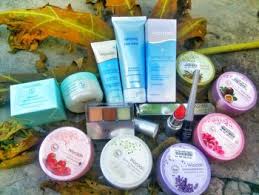 Produk ini mengandung zinc oxide, niacinamide, centella asiatica, dan vitamin c yang berfungsi untuk menenangkan kulit, meminimalisir efek buruk paparan polusi, dan aman untuk kulit sensitif. Produk Kosmetik Yang Aman Dan Cocok Untuk Ibu Hamil Blog Unik
